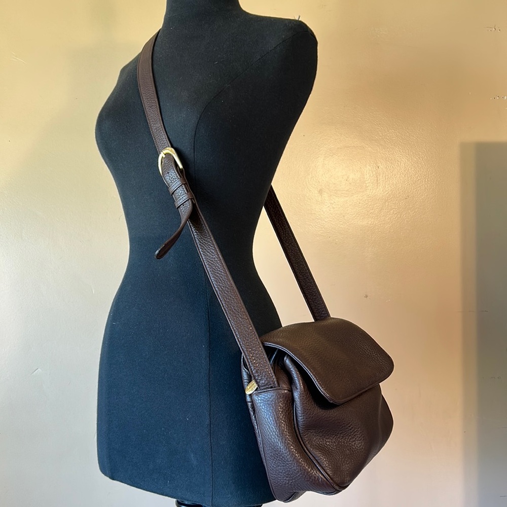 Stone Mountain Pebbled Leather Men’s Crossbody Messenger Bag